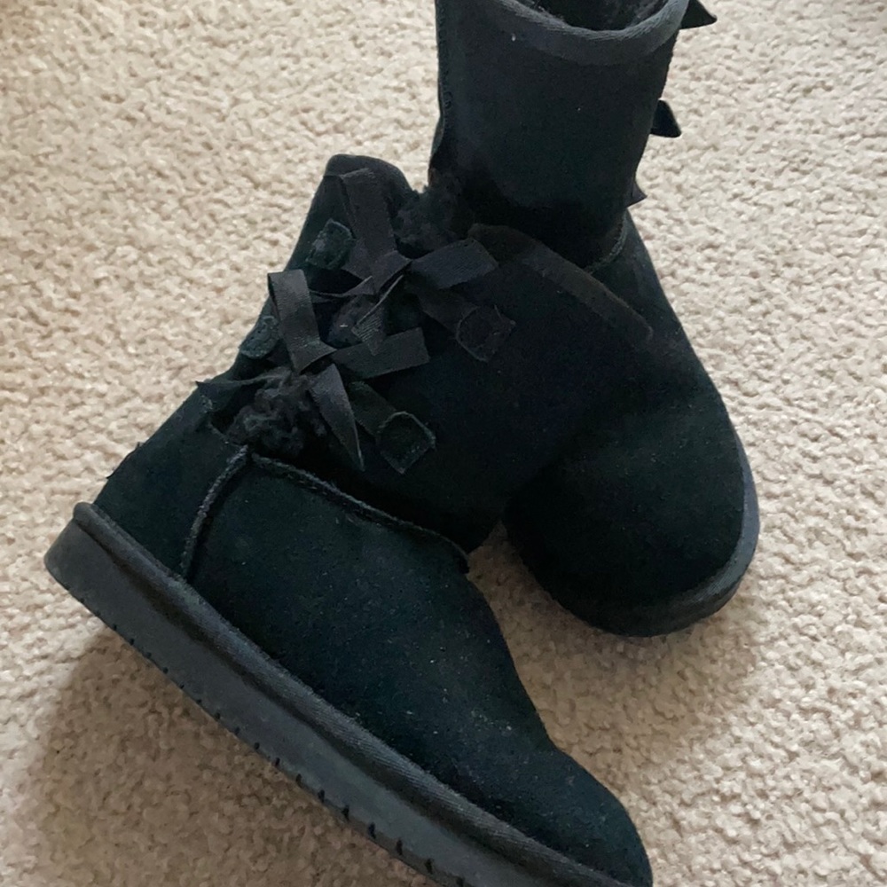 Kids cozy boots #UGG